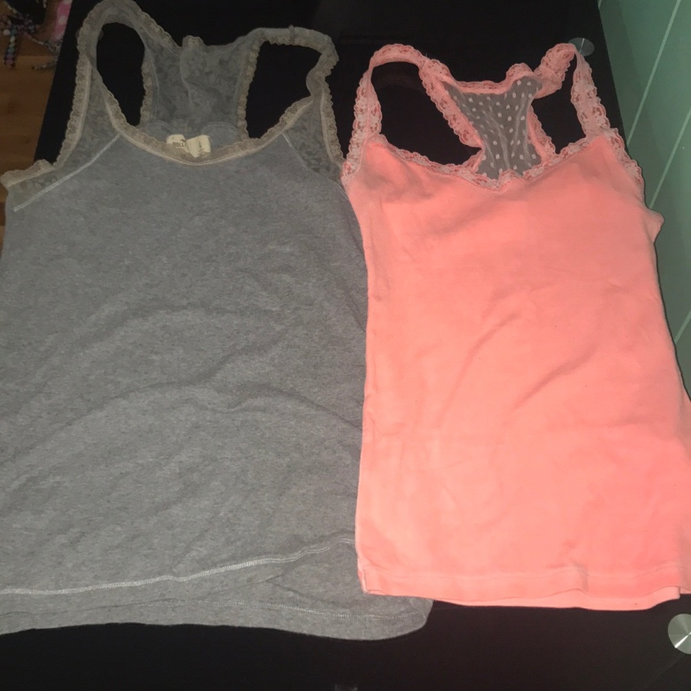 Super cute tank top bundle